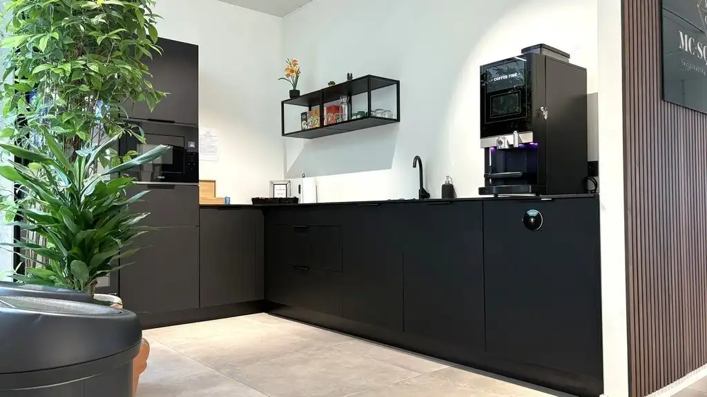 Gemeubelde kantoorruimte in MC-SQUARE Gent-Dampoort foto 21