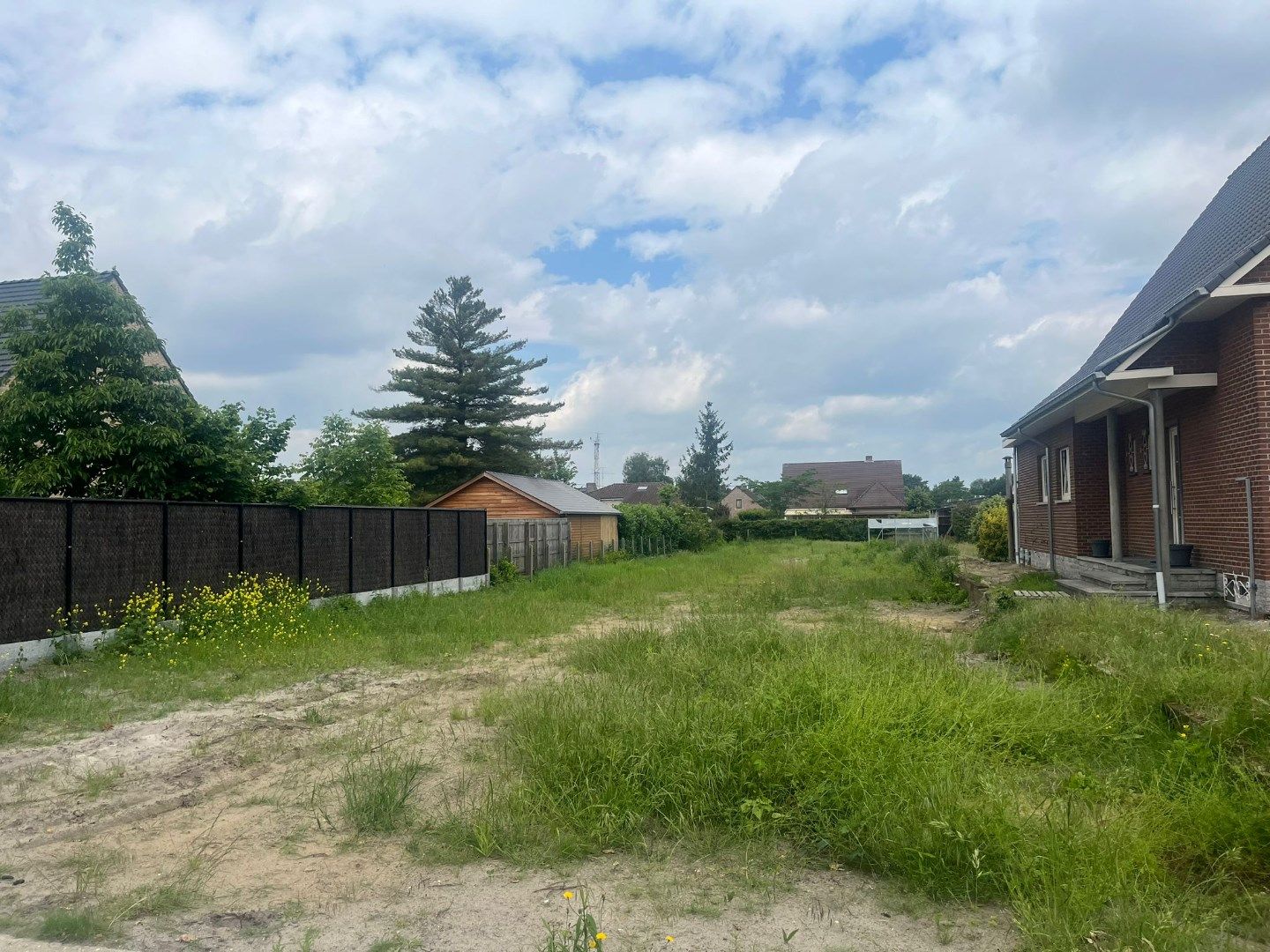 Bouwgrond van 1.014m² voor open bebouwing centraal gelegen in Mol - Rauw !  foto 5