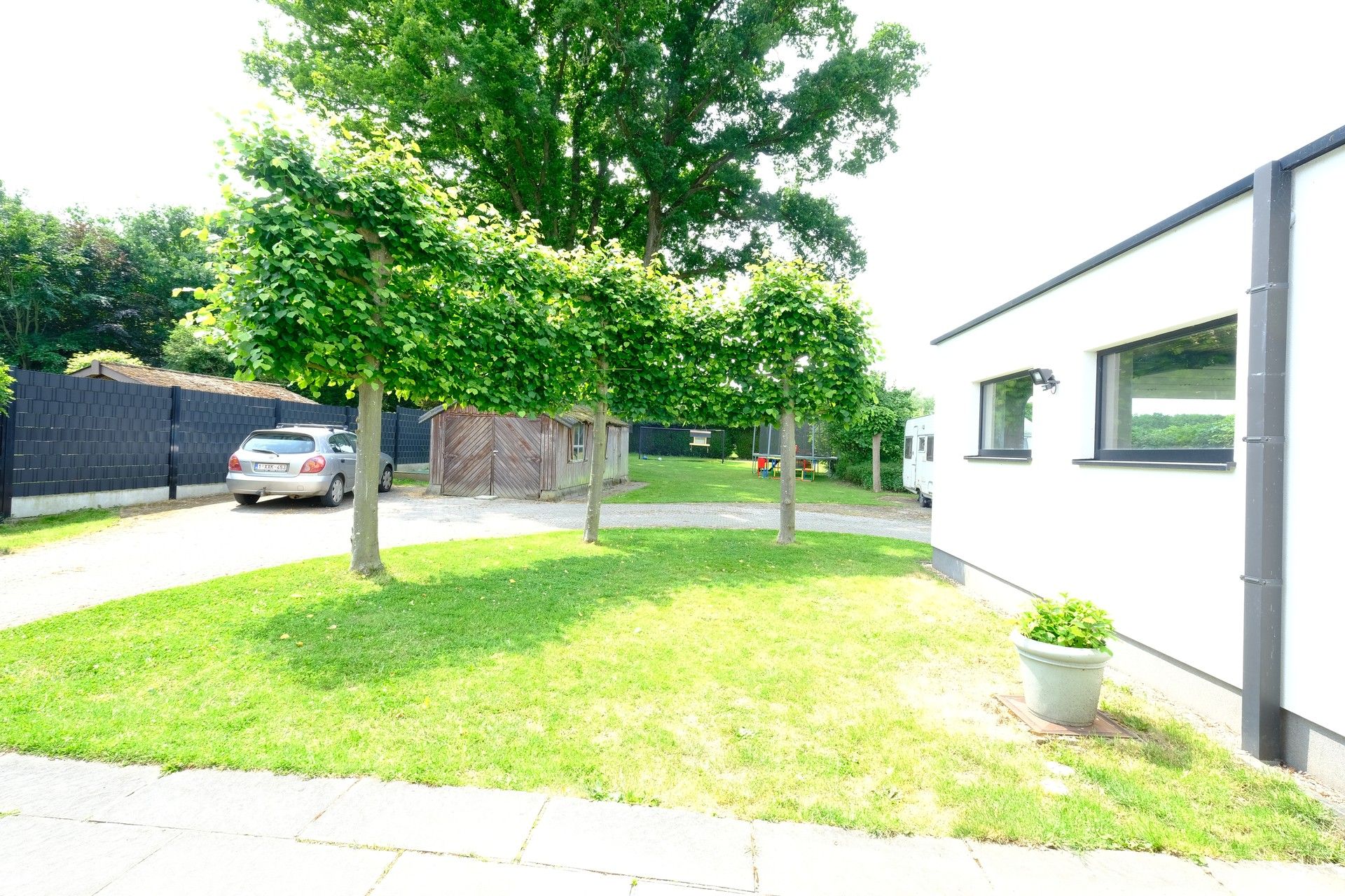 Rustig gelegen ruime woning in Lummen foto 9