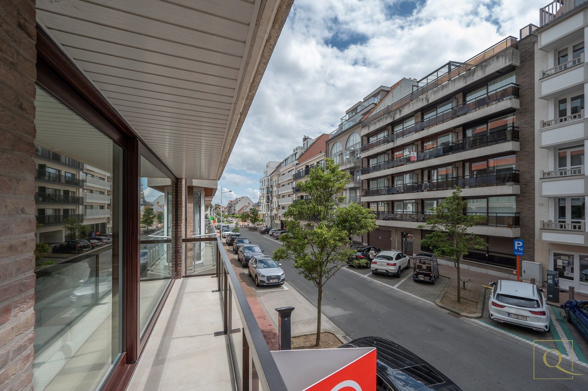 Prachtige gerenoveerd 3-kamer appartement centraal gelegen te Van Bunnenlaan met ruim terras.  foto 23