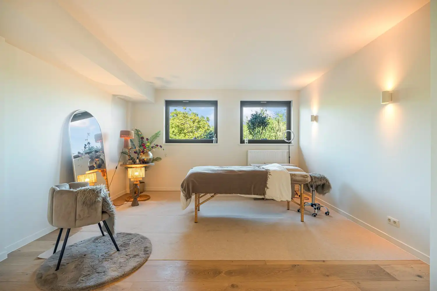 Compleet gerenoveerd appartement van 206 m² met 3 slaapkamers en 2 badkamers, gelegen aan de stadsrand van Hasselt foto 18