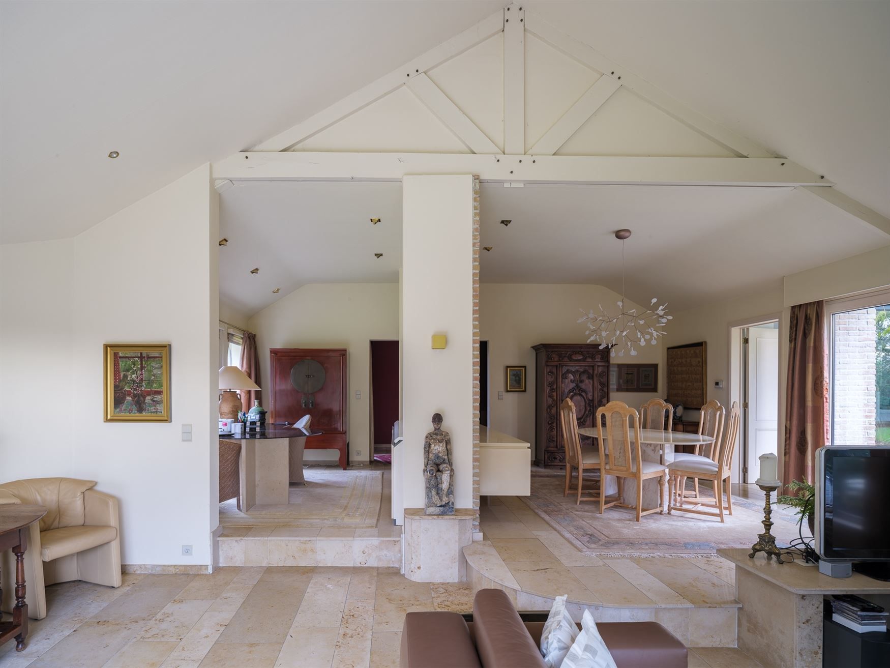 Unieke villa met prachtige tuin op een perceel van 2.764 m². foto 6