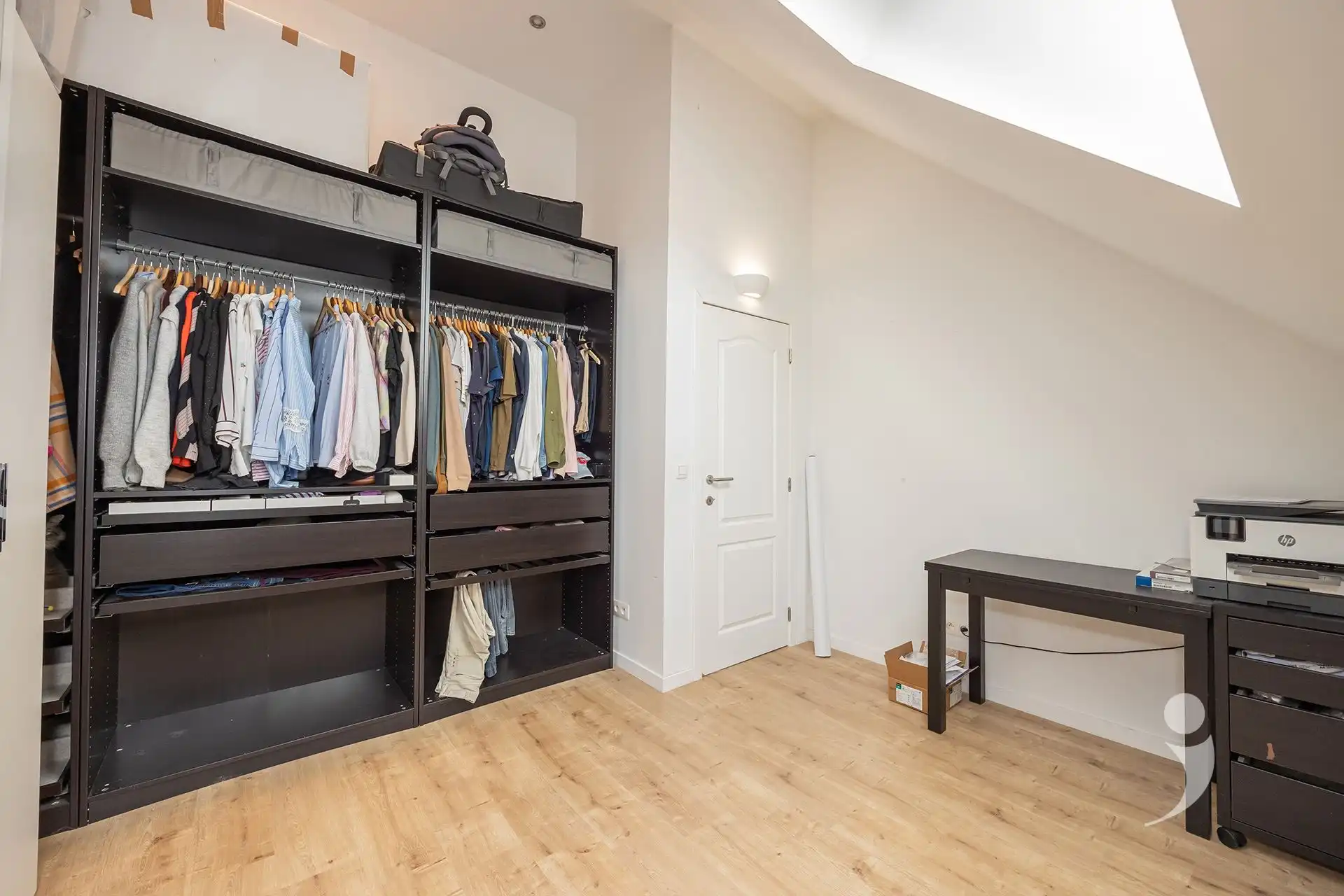 Recent gerenoveerde woning op een rustige locatie! foto 18