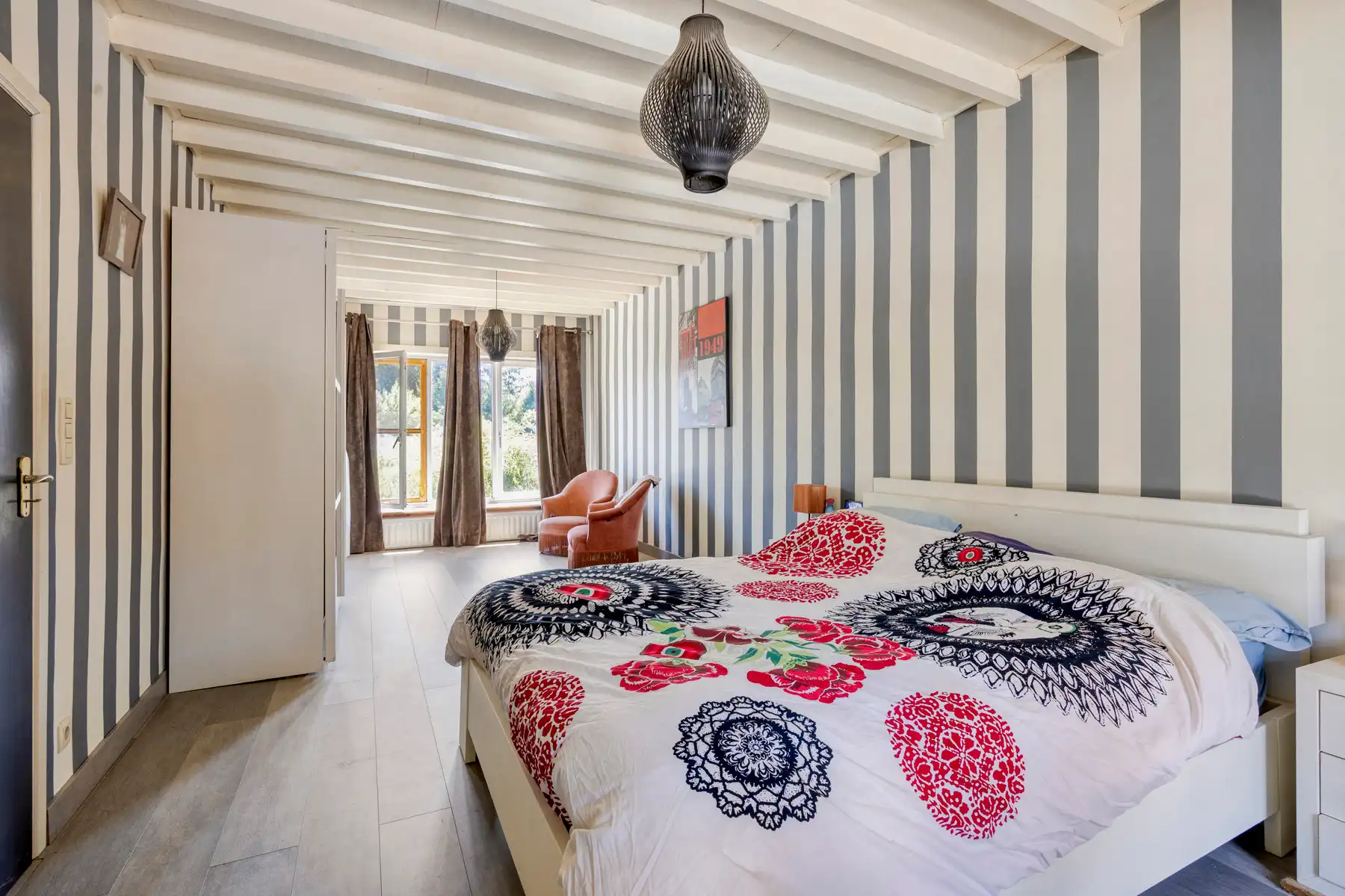Ruime woning met 3 / 4 slaapkamers en achtergelegen atelier foto 15