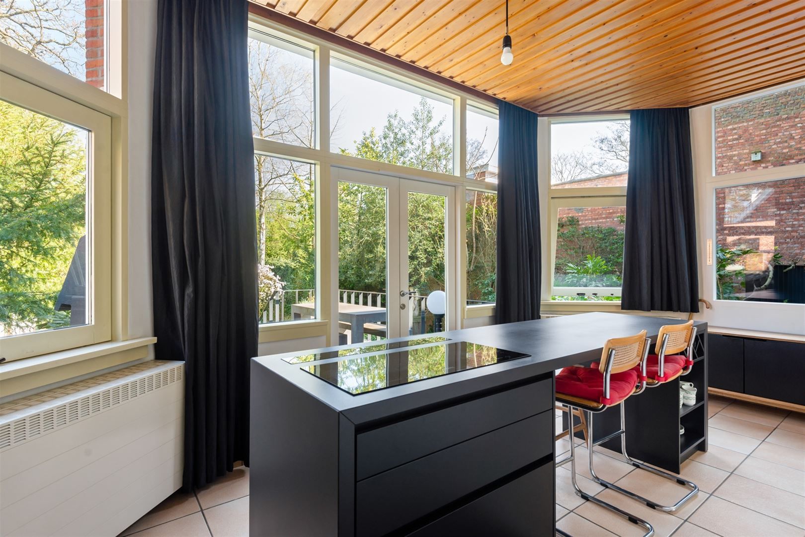 Statige meesterwoning 'Torenhof' met recente aanbouw op ca. 2.370m2 foto 7