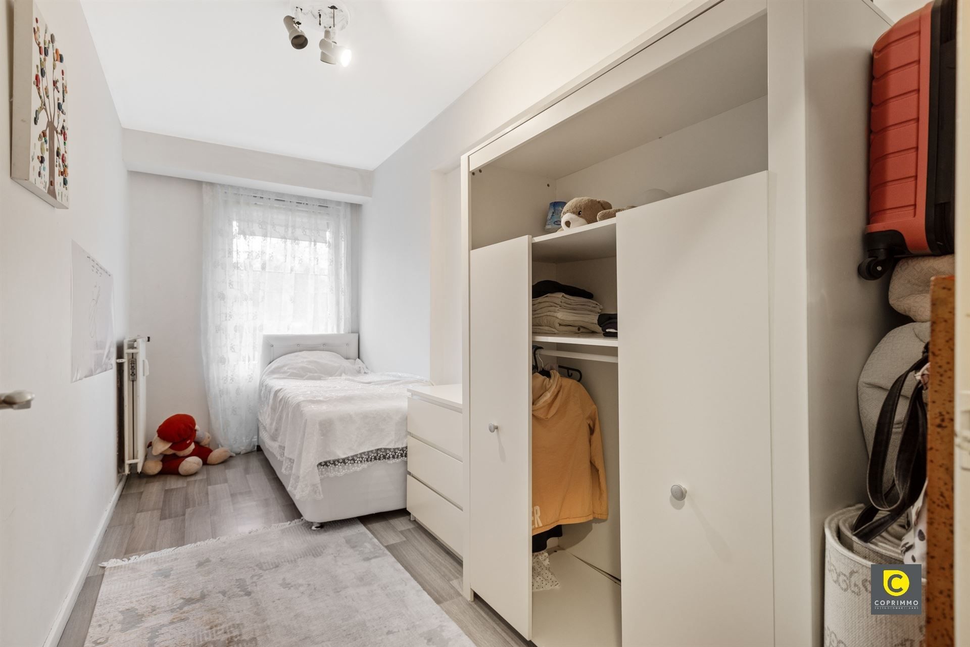 Gelijkvloers 2slk appartement te Berchem! foto 5