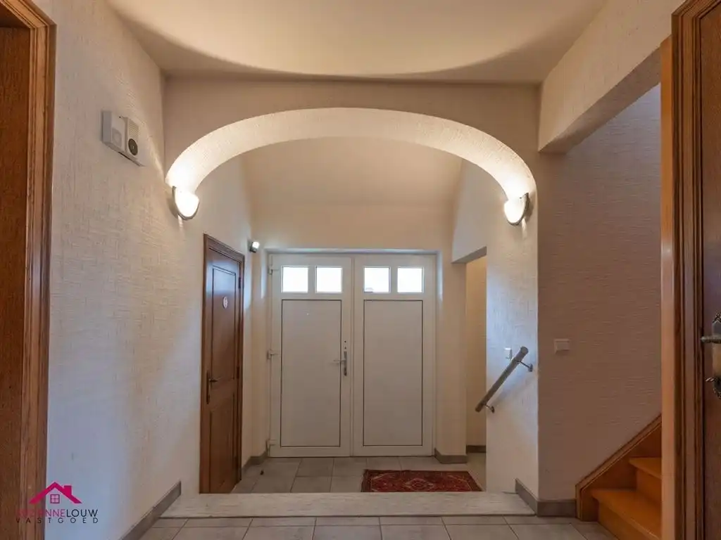 Charmante vrijstaande woning foto 12