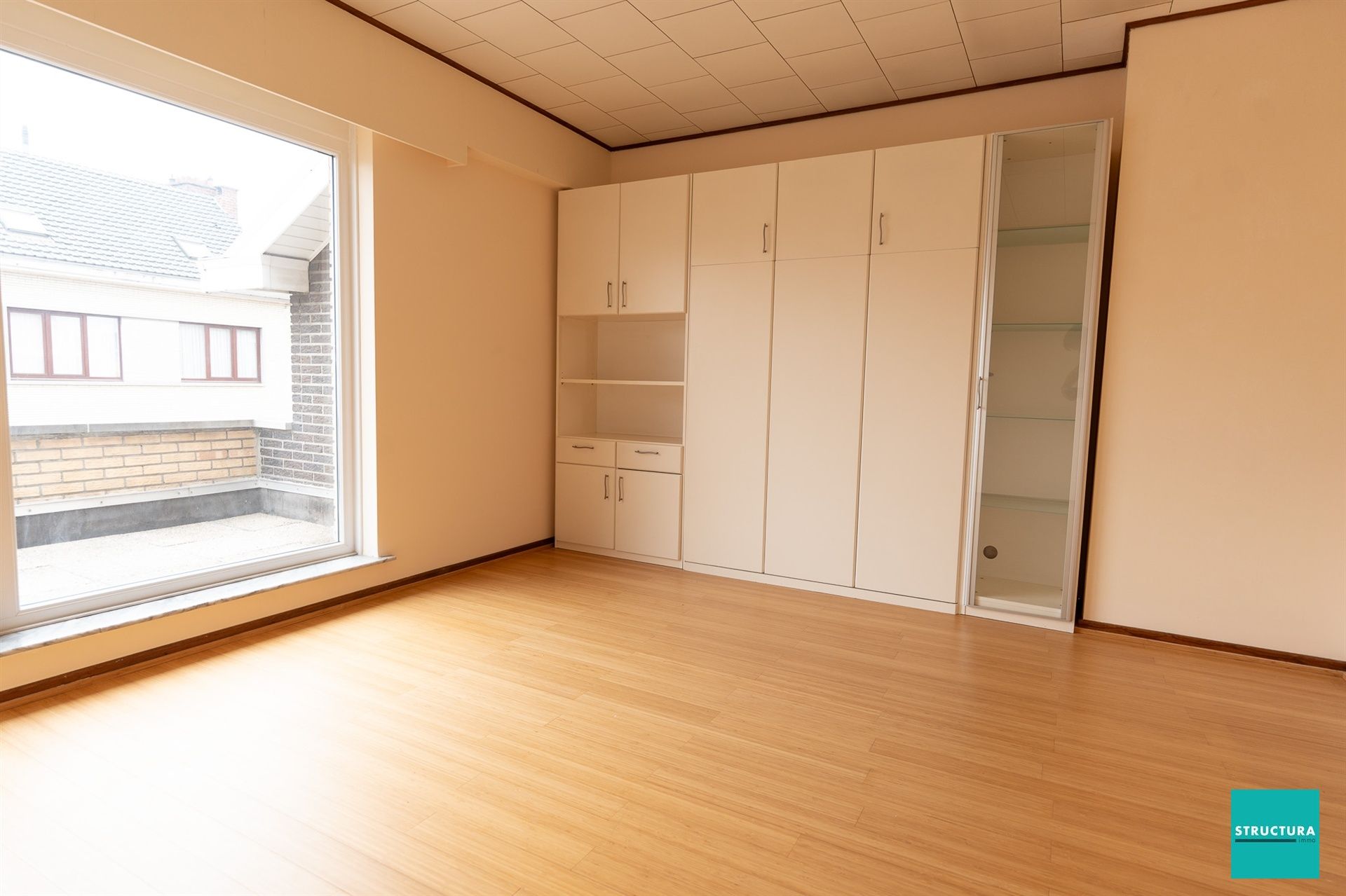 Appartement met 2 ruimte kamers en garage nabij Wemmel centrum foto 21