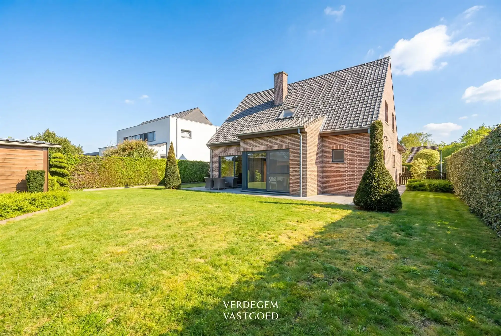 Rustig wonen in een heerlijk polderdorp: knappe woning met 3 slaapkamers foto 2