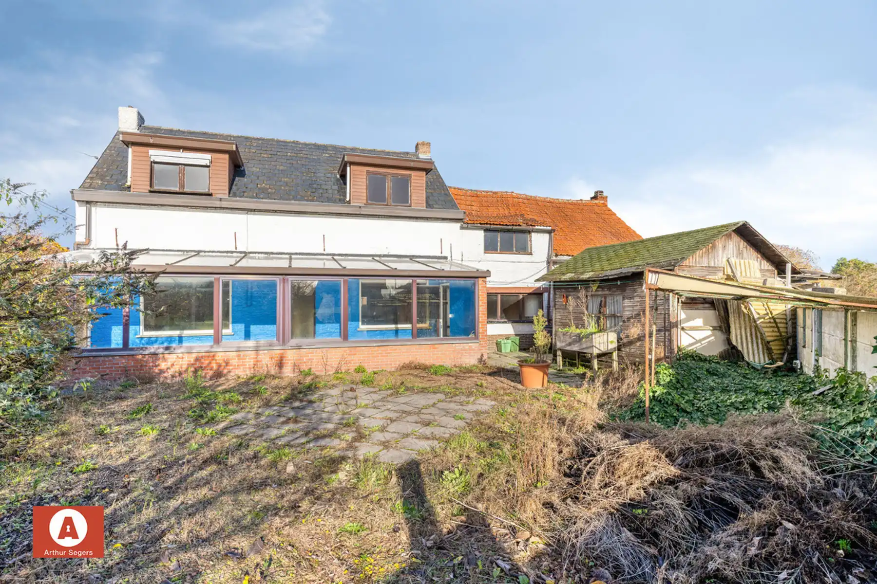 Landelijk gelegen renovatieproject op zuidgericht perceel foto 5