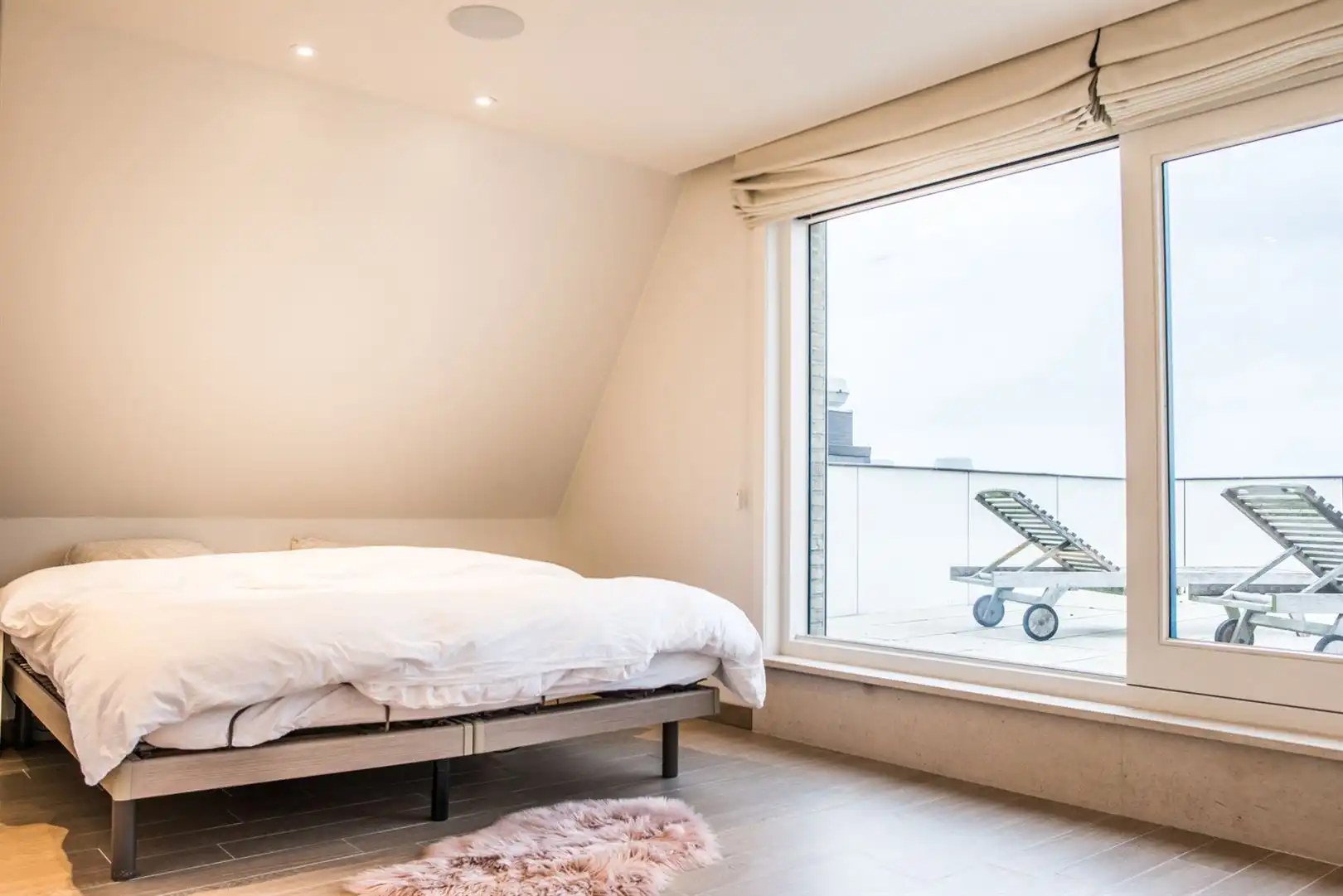 Exclusieve penthouse met unieke zichten en 100m² terras foto 16