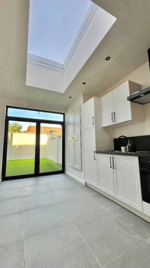 Grote woning met 3 kamers, veel bergruimte en een stadstuin foto 3