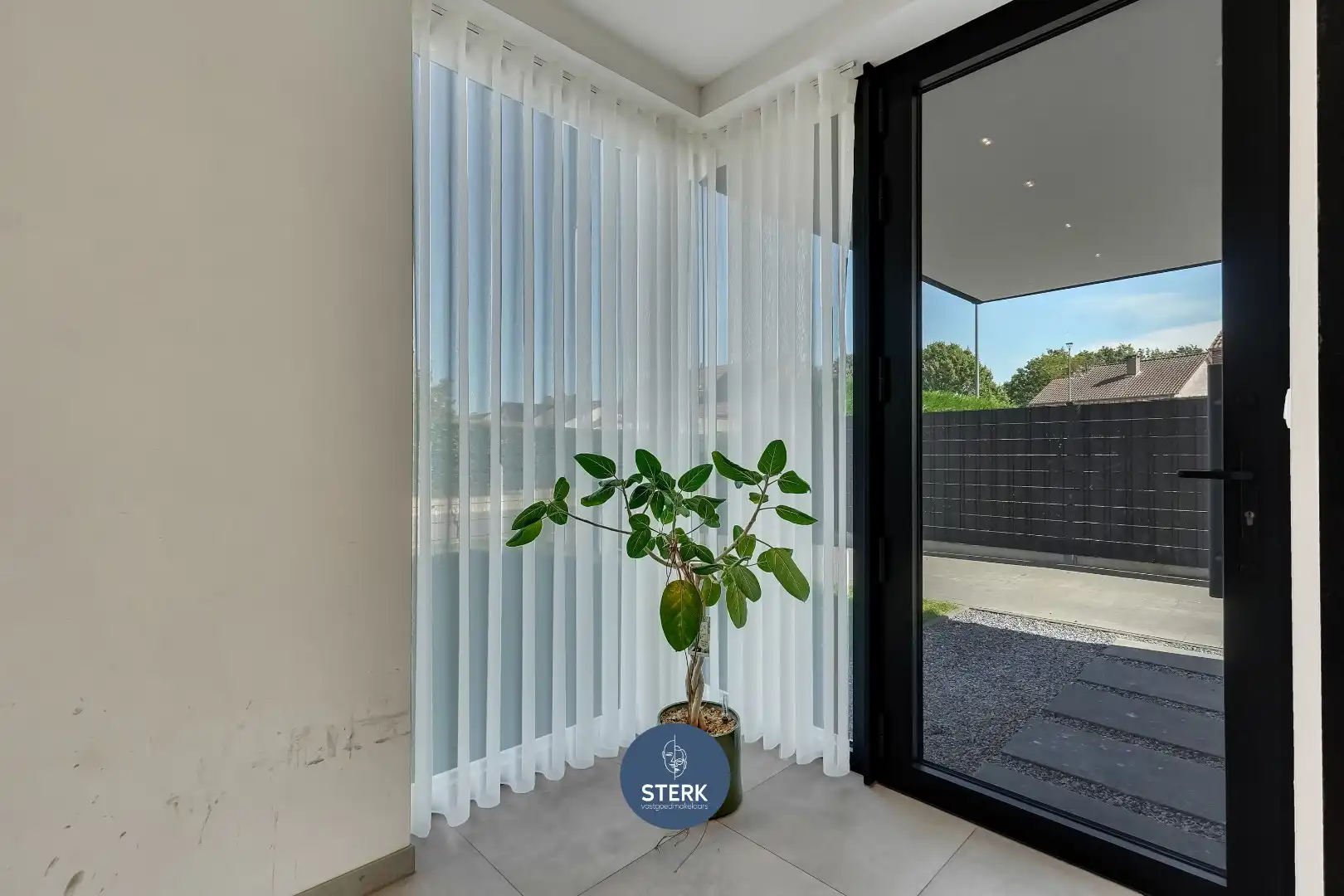 INSTAPKLARE NIEUWBOUWWONING MET 3 TOT 4 SLPKS AAN REGISTRATIERECHTEN !   foto 5