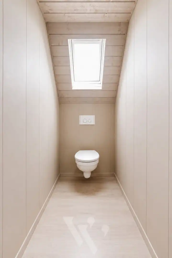 Bedrijfsgebouw foto 27