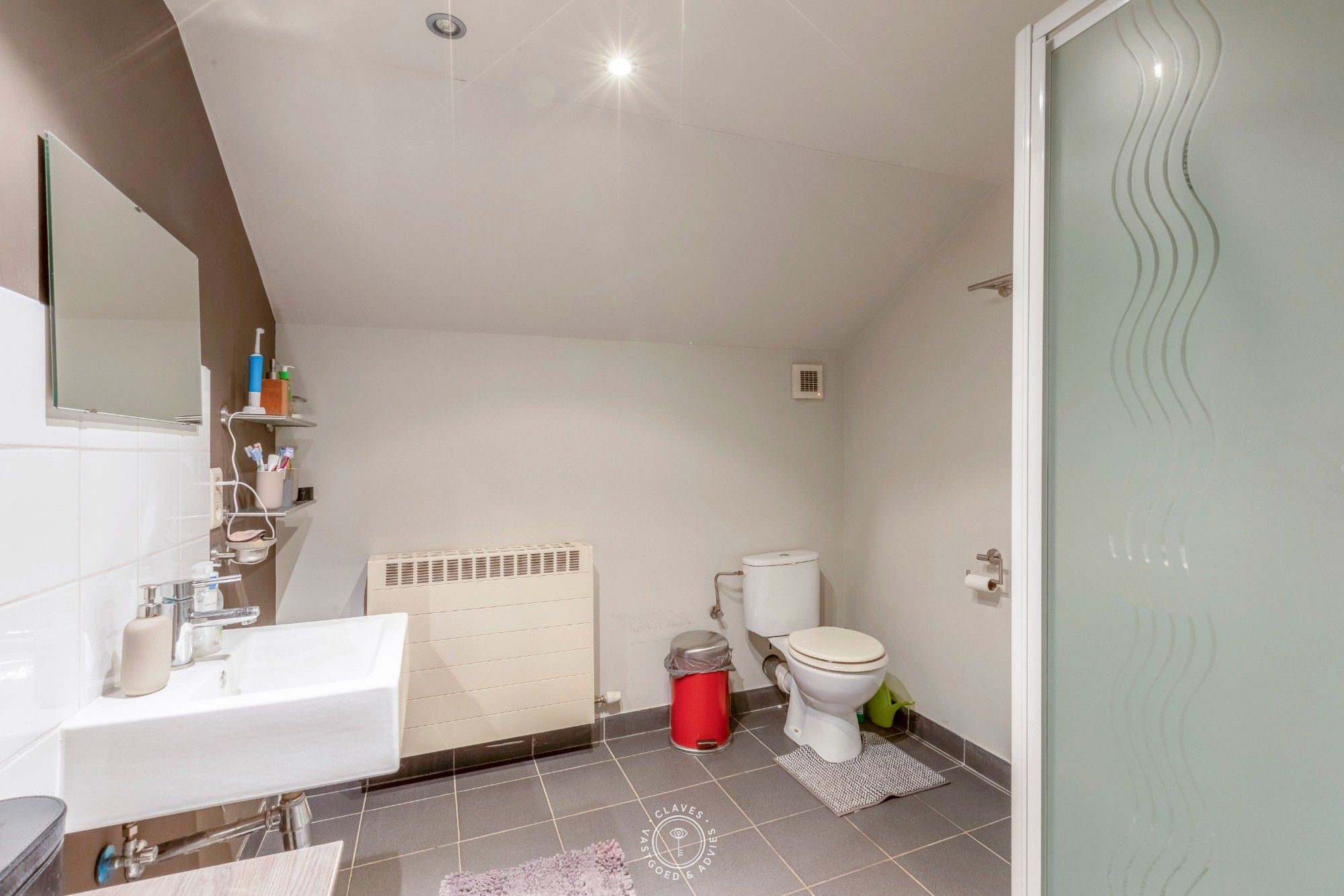 Bungalow met vier slaapkamers in het prachtige Belsele foto 15