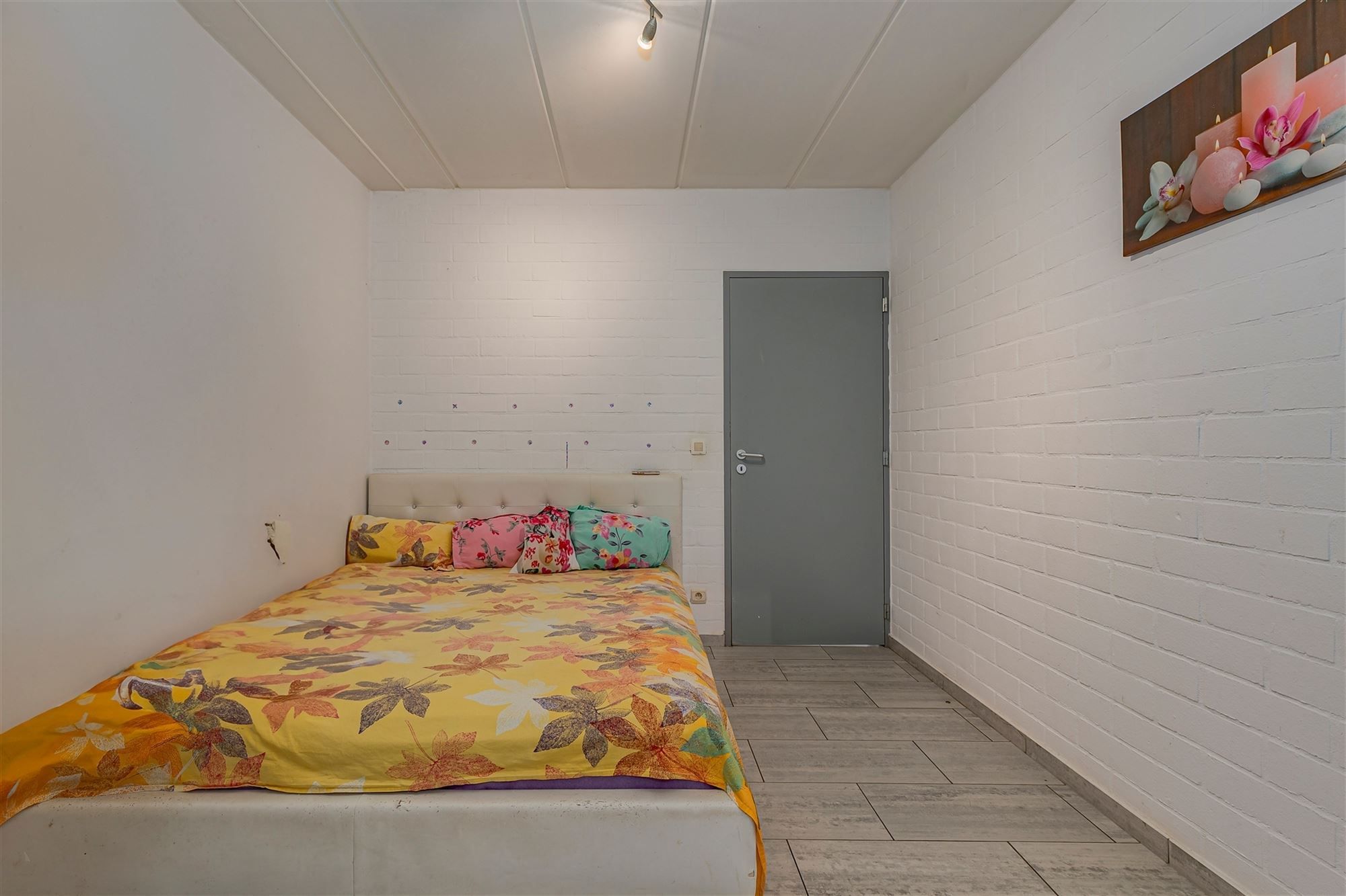 Recent appartementsgebouw met 5 appt + garage in Merksem foto 5