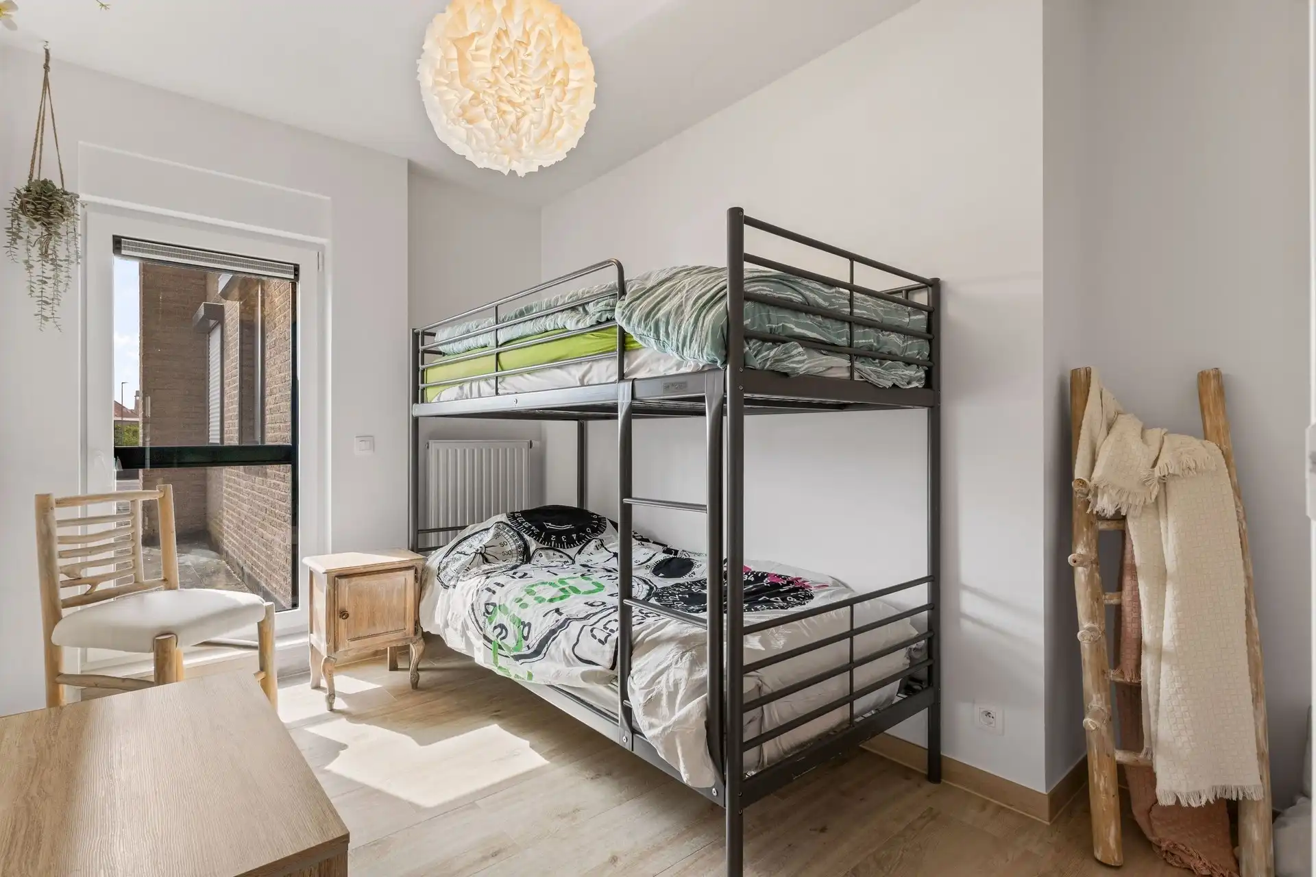 Zeer ruim 3-slaapkamerappartment nabij het strand te Mariakerke foto 12