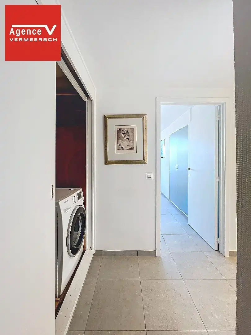 Ruim en lichtrijk GEMEUBILEERD  2-slkr appartement (117m²)gelegen op 50m van Zeedijk!  foto 24