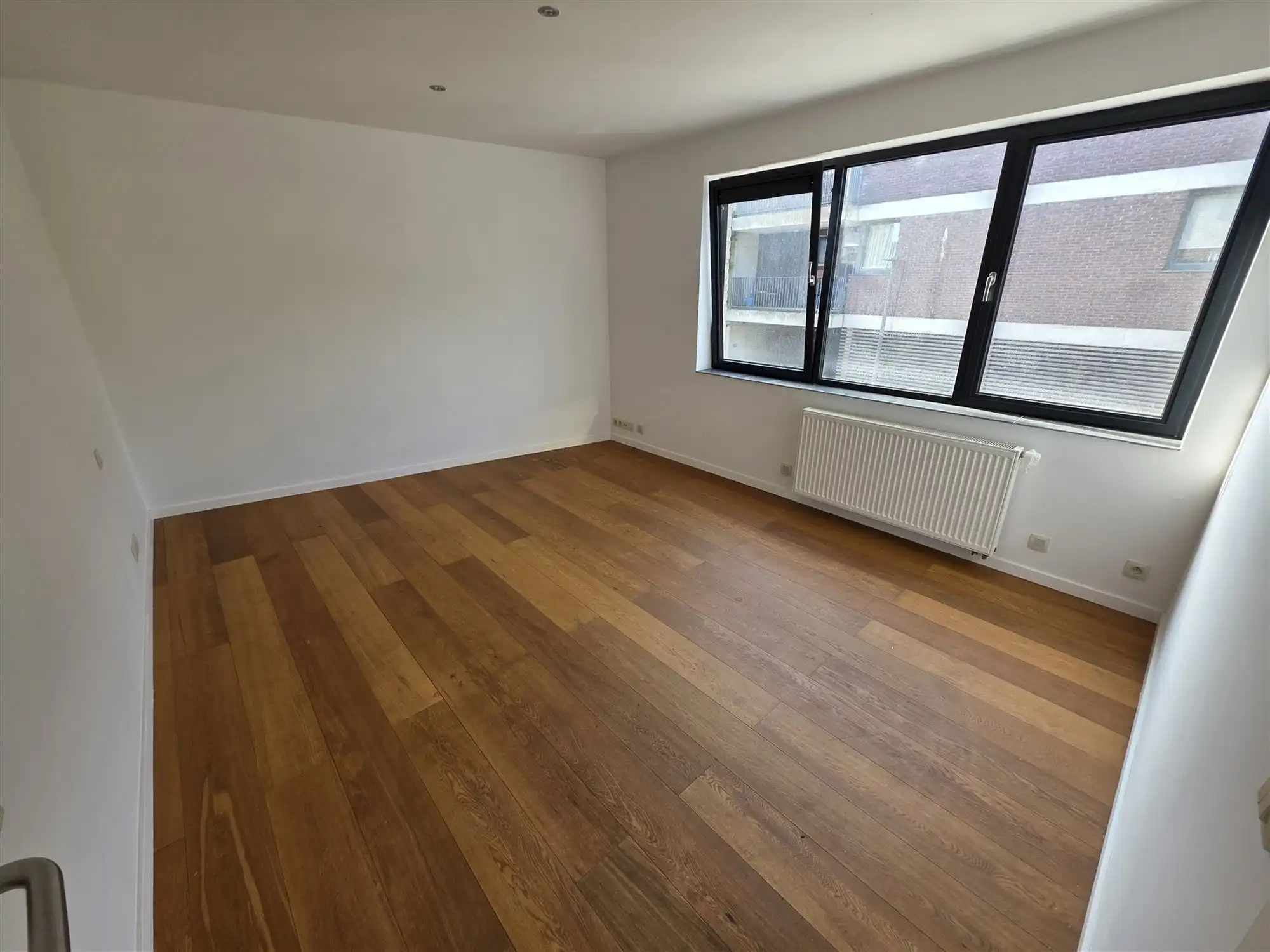 Charmant en recent appartement met zonneterras foto 12