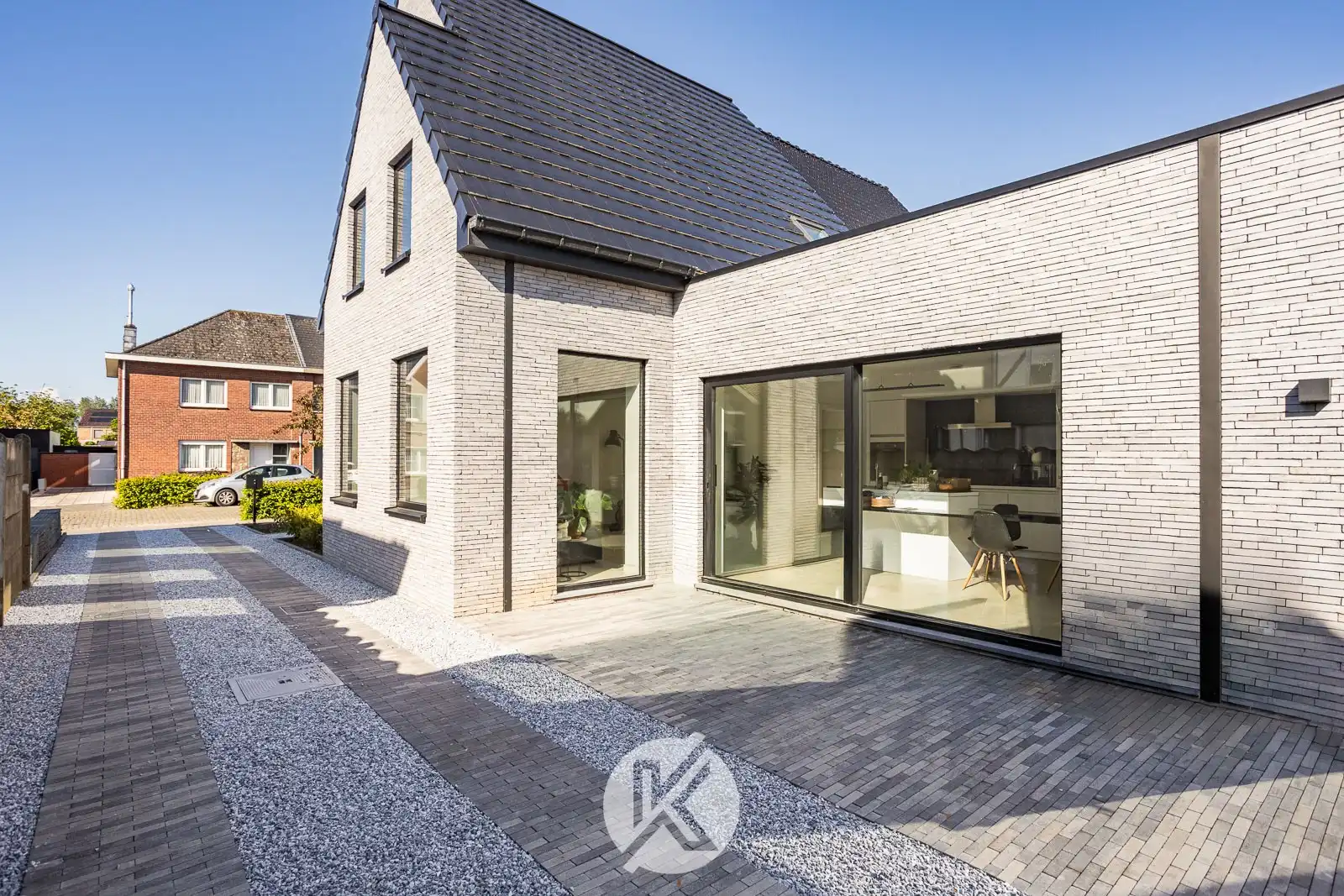 Gerenoveerde woning op leuke locatie foto 20