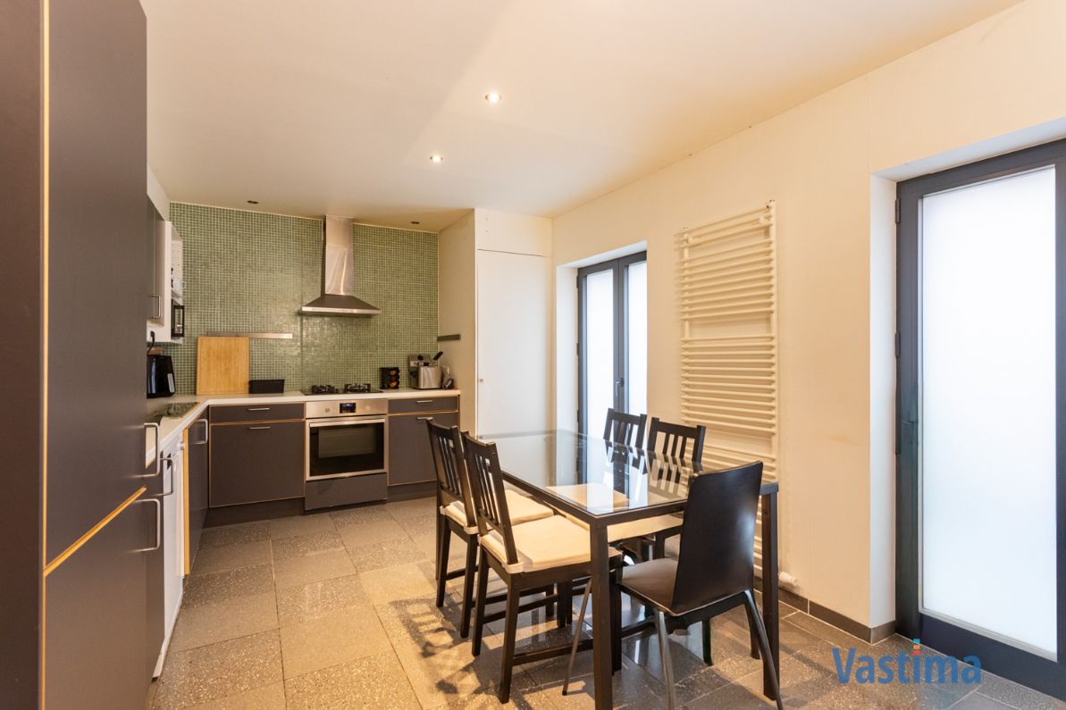 Instapklaar appartement met tuin en garage te Aalst foto 6