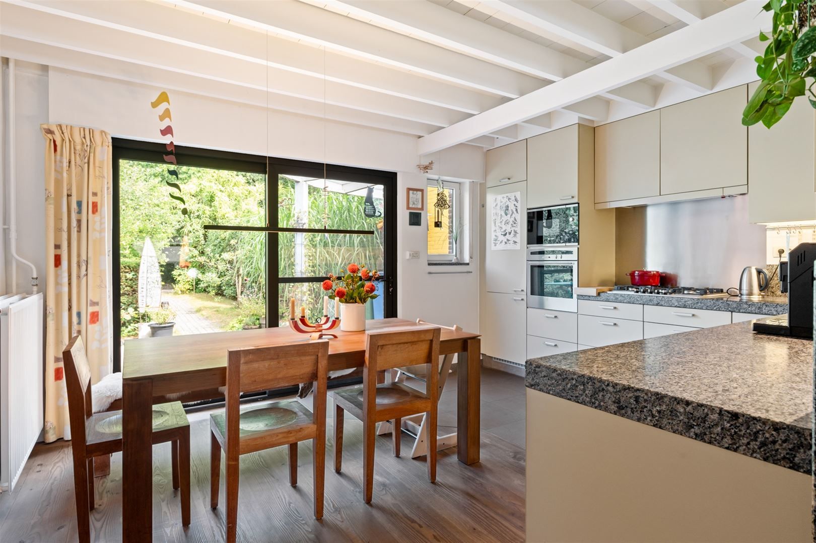 Gezellige burgerwoning aan Hof de Bist. foto 11