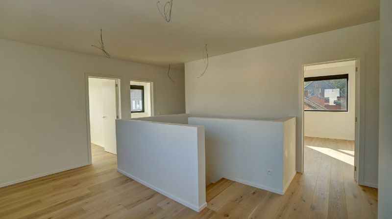 Instapklare duplex-woonst met aparte inkomhal en met privé tuintje met 2 terrassen foto 10