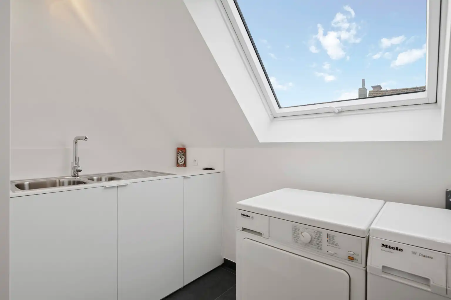 Instapklare Penthouse in Opwijk centrum! foto 12