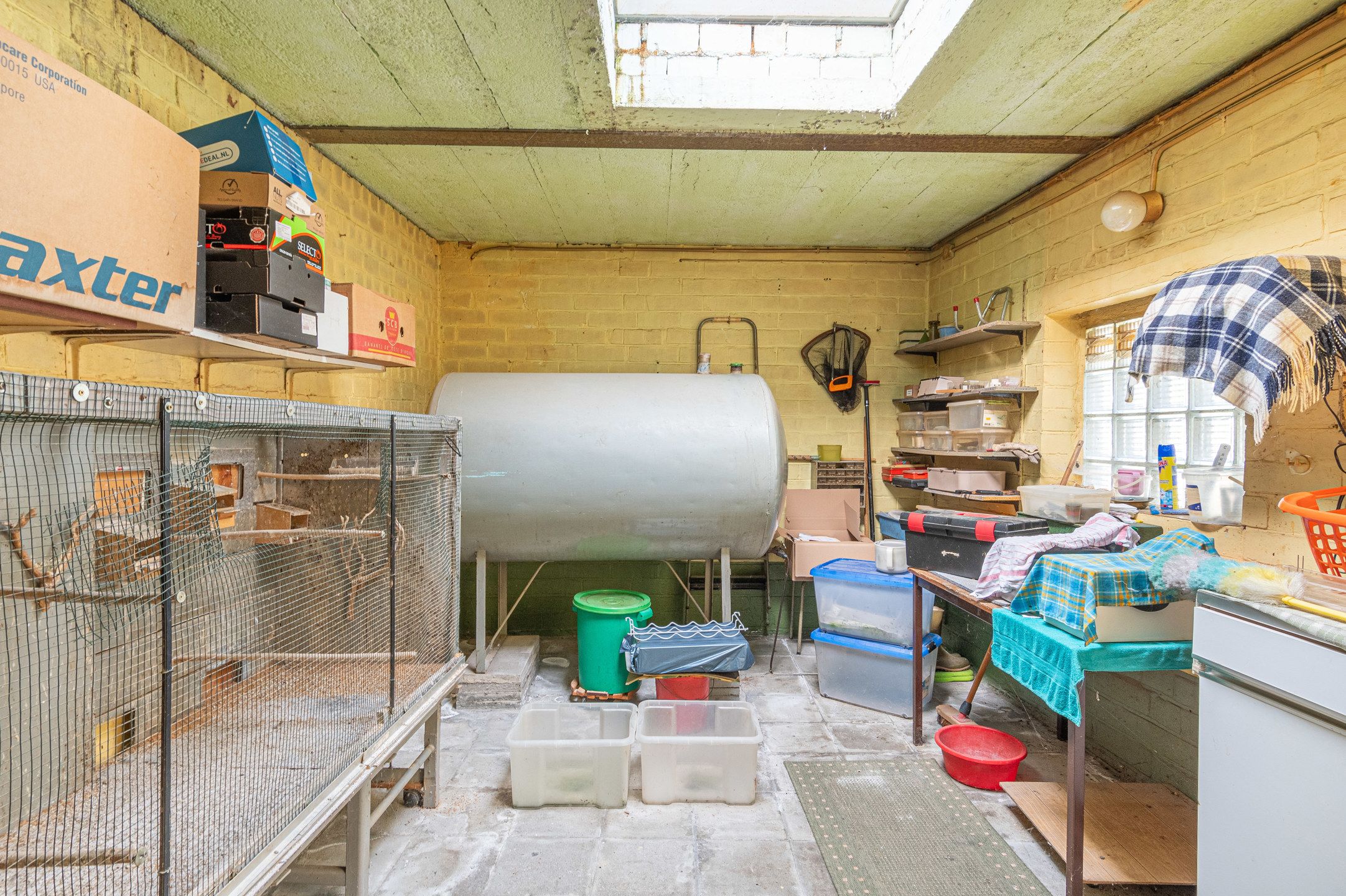 Knusse te renoveren woning met garage foto 22