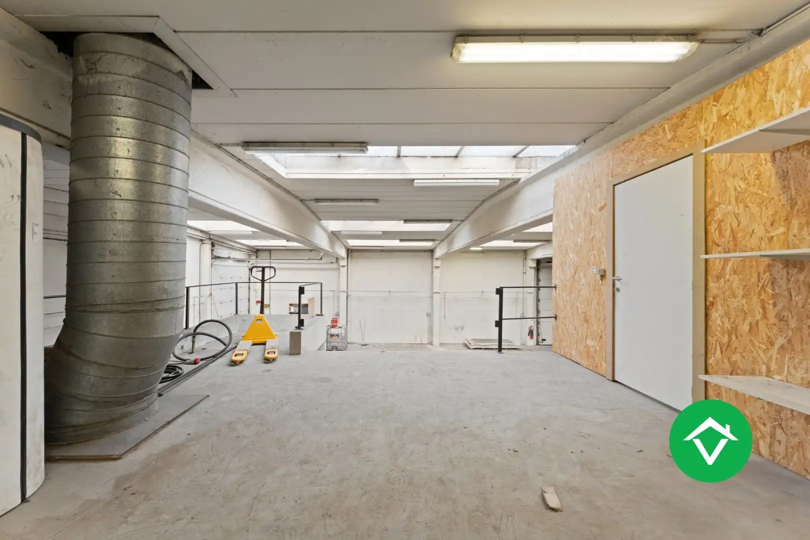 Bedrijfsgebouw met woonst te Ichtegem foto 15