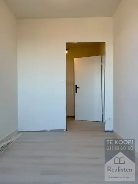 Totaal vernieuwd 2 slaapkamerappartement in hartje Hasselt foto 25