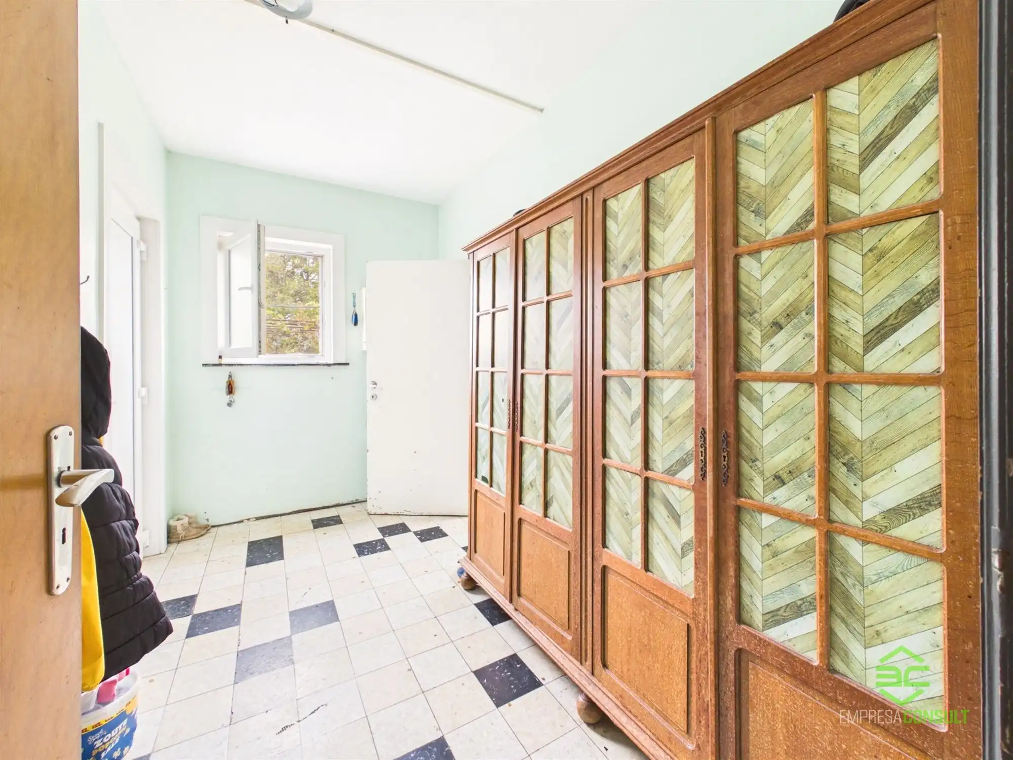 Ruime woning met 4/5 slpk op 13a 24ca in Schaffen! foto 7
