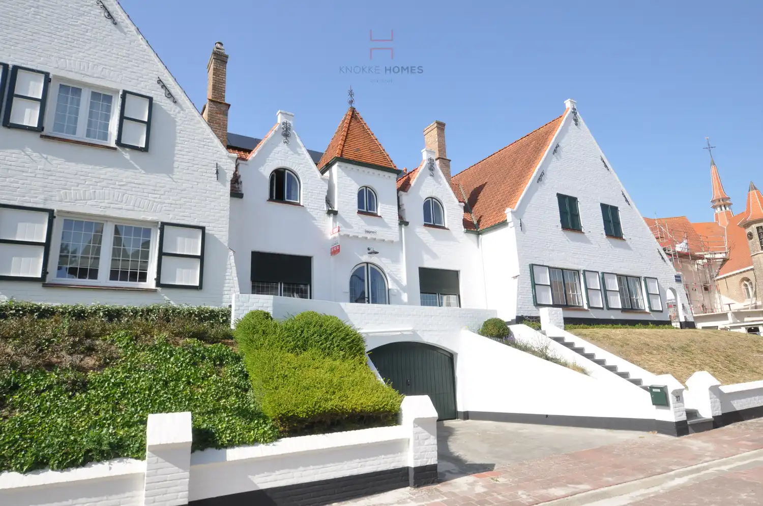 Villa " Joyeuse " : Elegante eengezinswoning op een toplocatie in Duinbergen foto {{pictureIndex}}