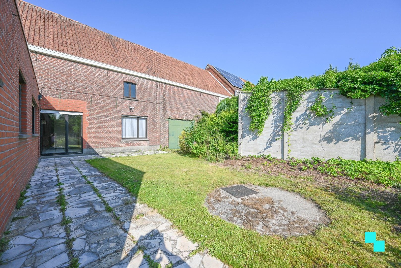 Woning met bijhorende schuur/loods op ruim perceel in Desselgem foto 16