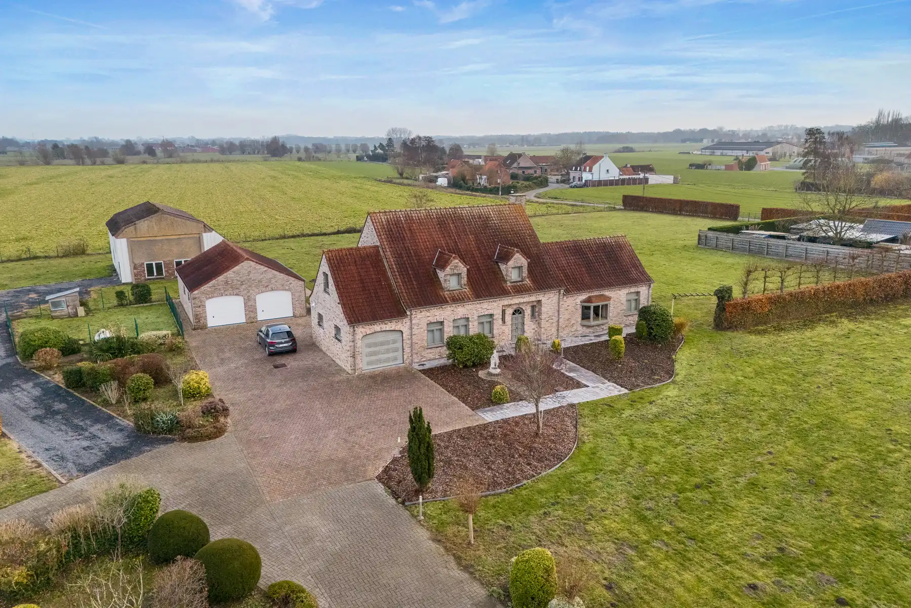 Unieke woning met een openzicht te Knesselare! foto 29