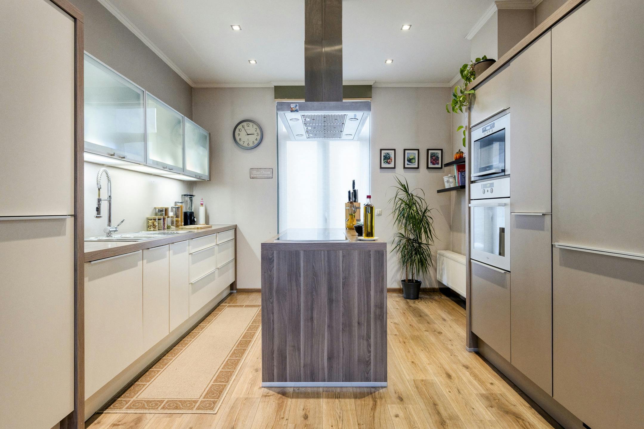 Handelshuis met achterhuis te koop in Antwerpen centrum foto 14