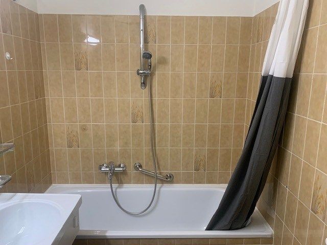 Ongemeubeld appartement met frontaal zeezicht vooraan en zicht op Wellington golf achteraan, 3 terrassen foto 11