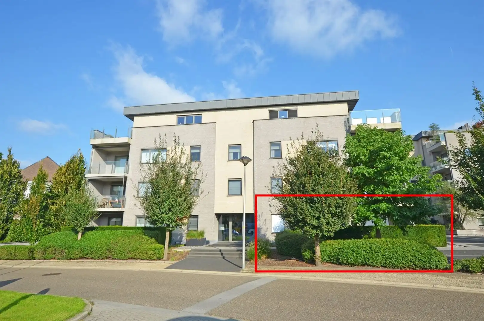 Gelijkvloers appartement met tuin op het ‘Hollands Veld’ foto {{pictureIndex}}