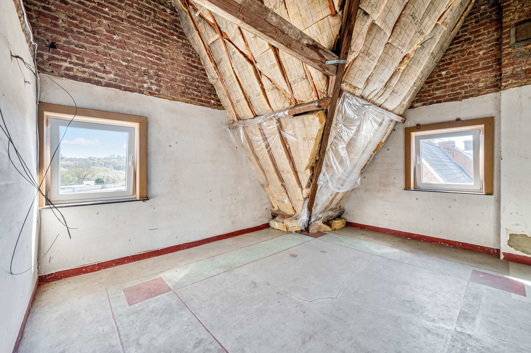 Gerenoveerde, karaktervolle villa met bouwgrond foto 25