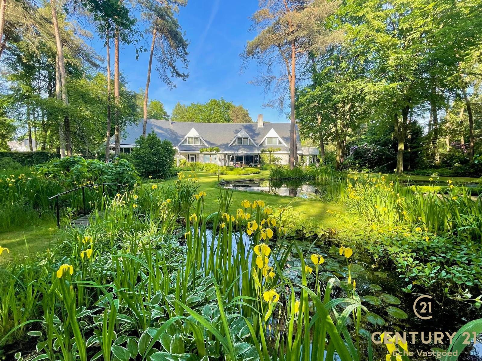 Unieke royale villa op parkdomein van ca 11.600m² foto 26