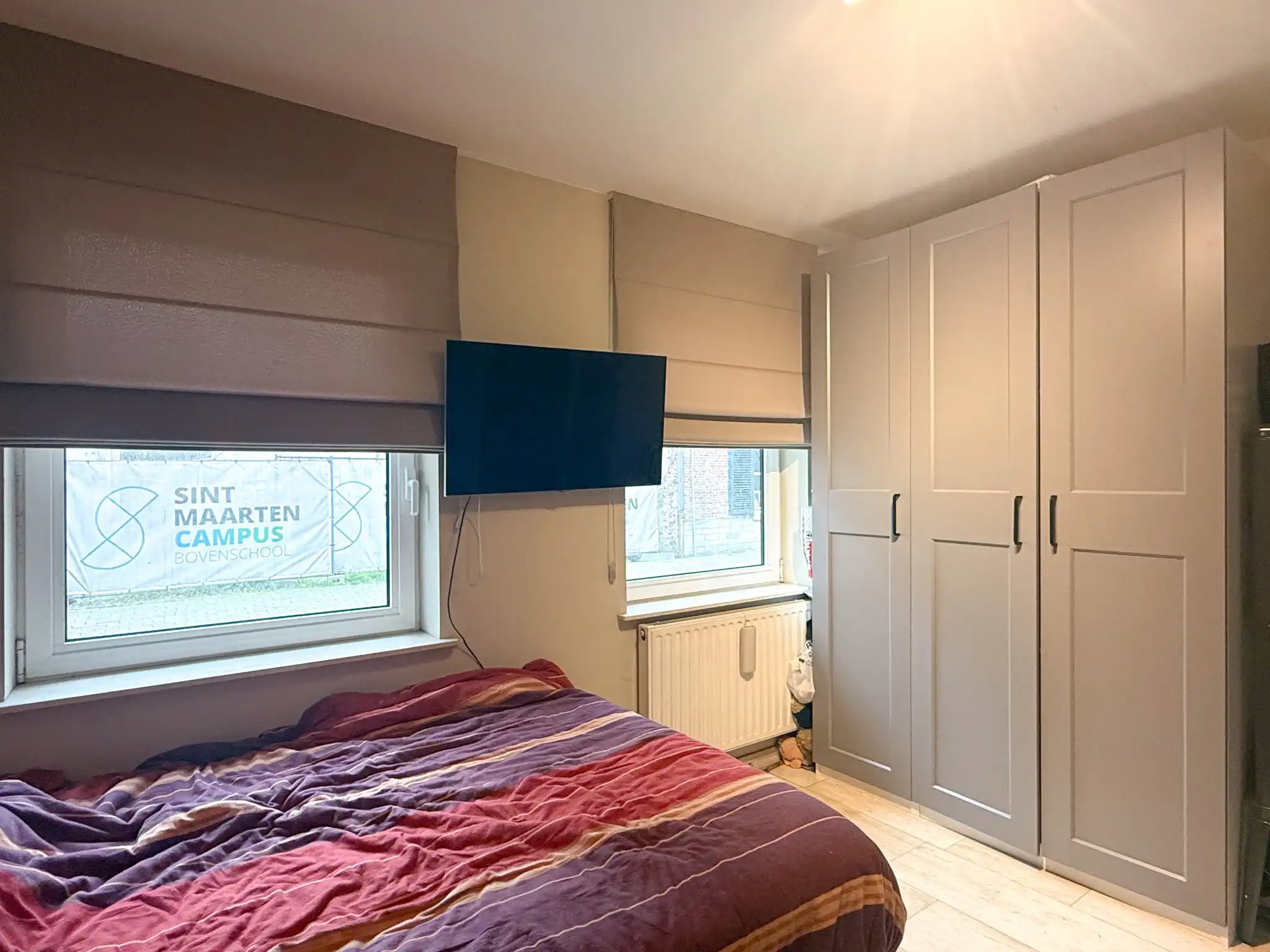 Lichtrijk appartement in centrum Beveren met twee slaapkamers, koertje en garage foto 11