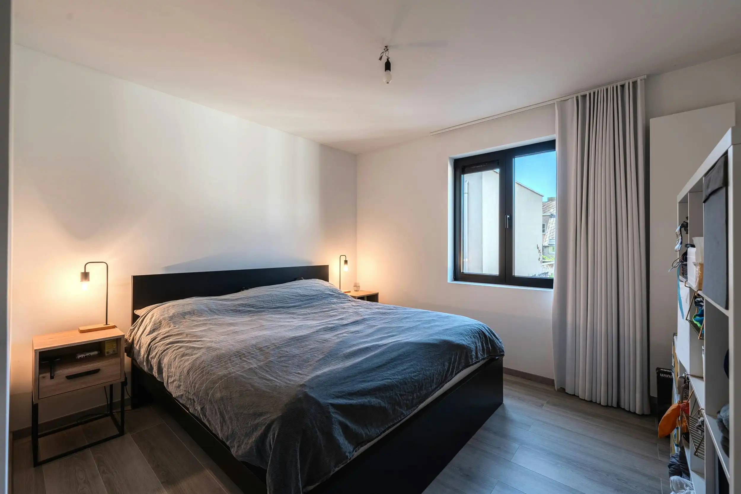 Instapklaar 2-slaapkamer appartement (85m²) te Oostende foto 11