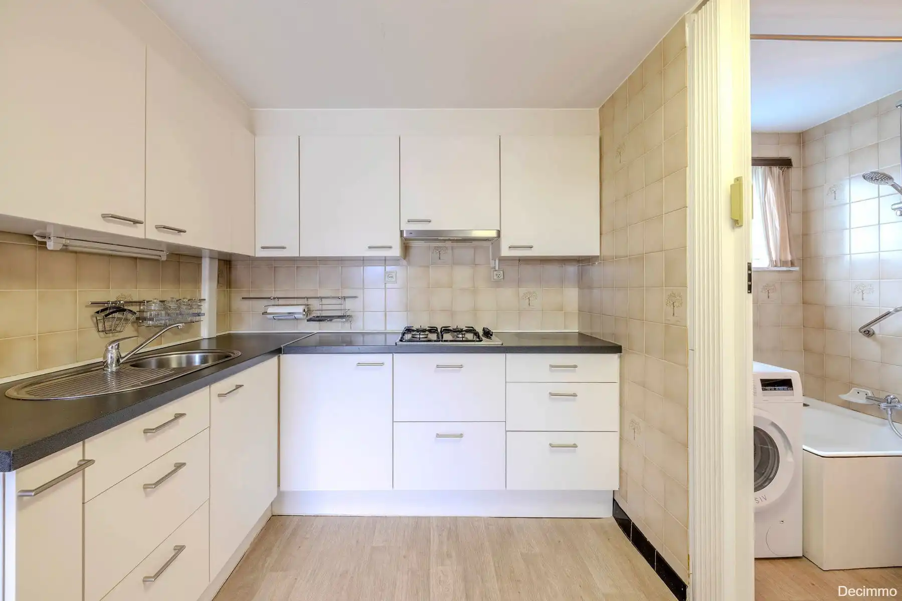 Op te frissen gezinswoning gelegen op rustige locatie foto 17