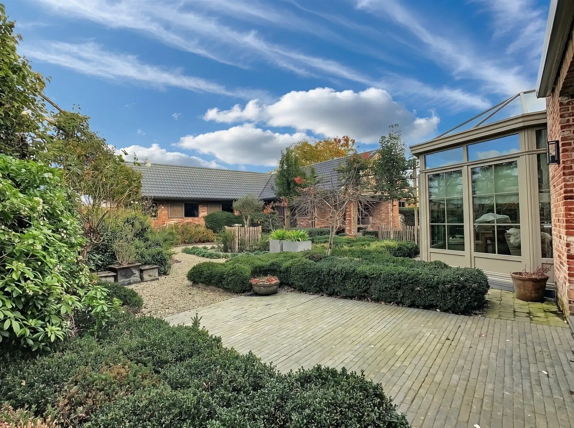 Hoogwaardig afgewerkte pastorijwoning met 6 paardenstallen  op 2563m² (optie extra grond) foto 14