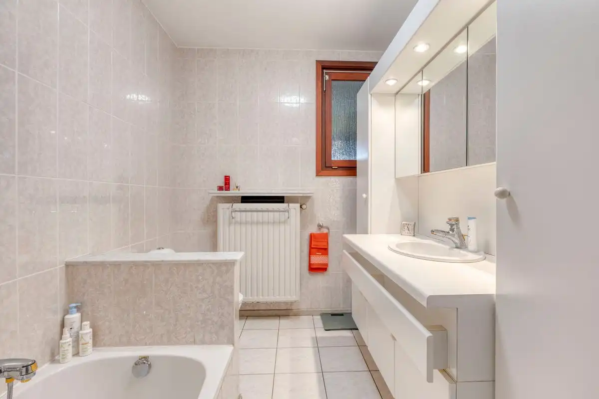 Top onderhouden villa op een rustige locatie in Moorsele foto 12