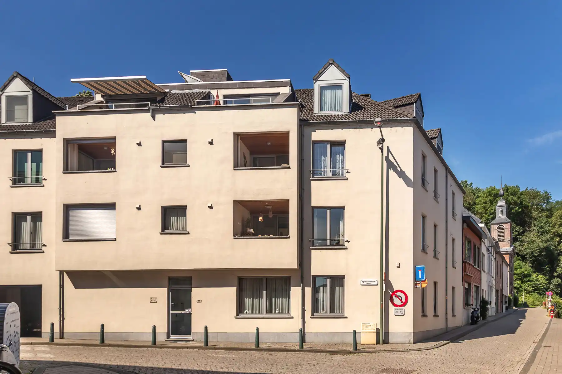 Energiezuinig appartement met 2 slaapkmers & autostaanplaats foto 2