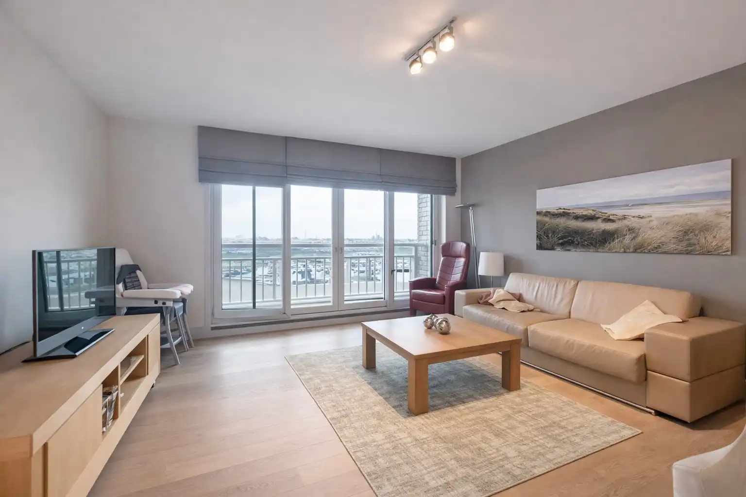 Appartement met twee terrassen en prachtig uitzicht op de jachthaven van Nieuwpoort foto 3