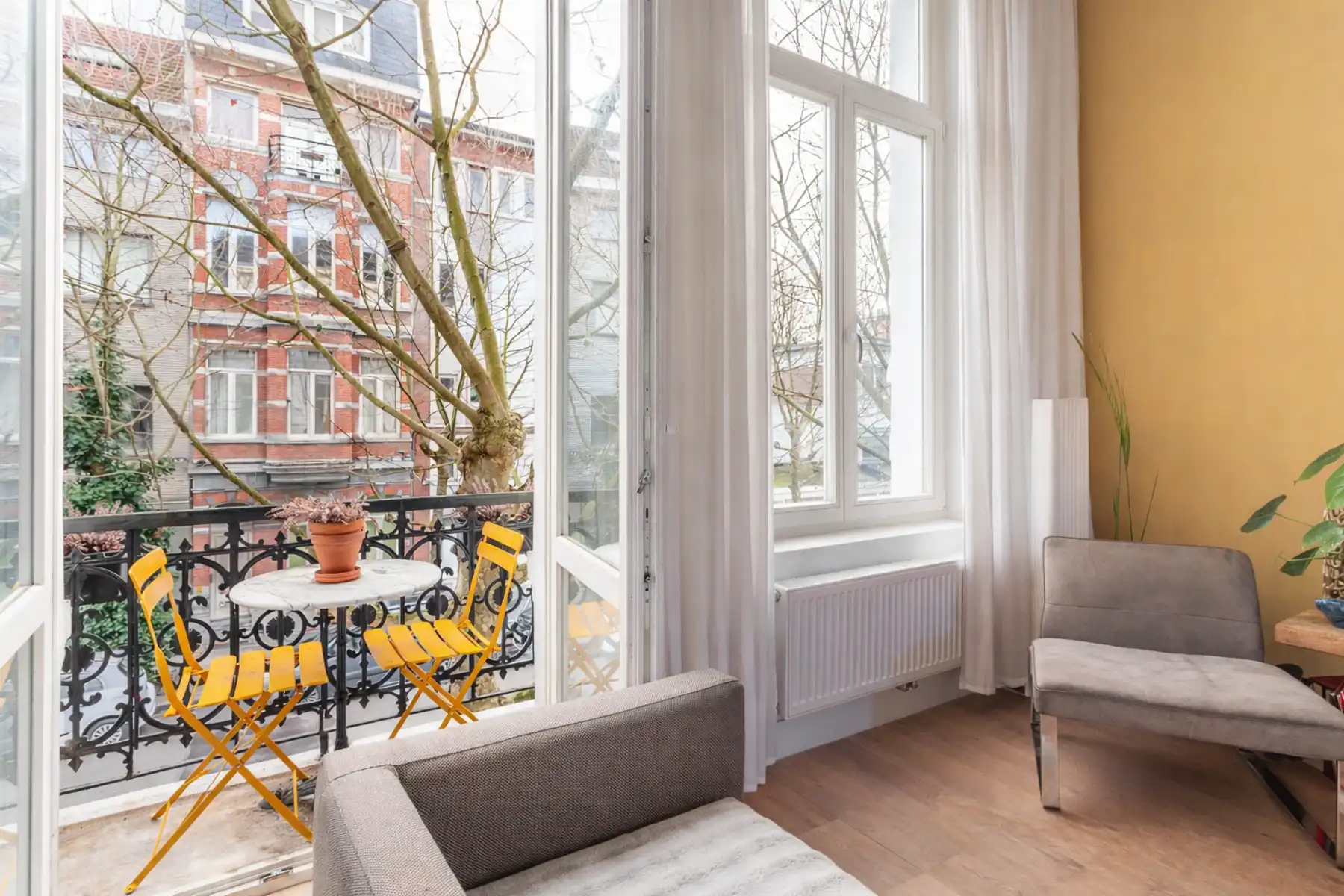 2 slpk appartement met balkon op het bruisende Zuid foto 3