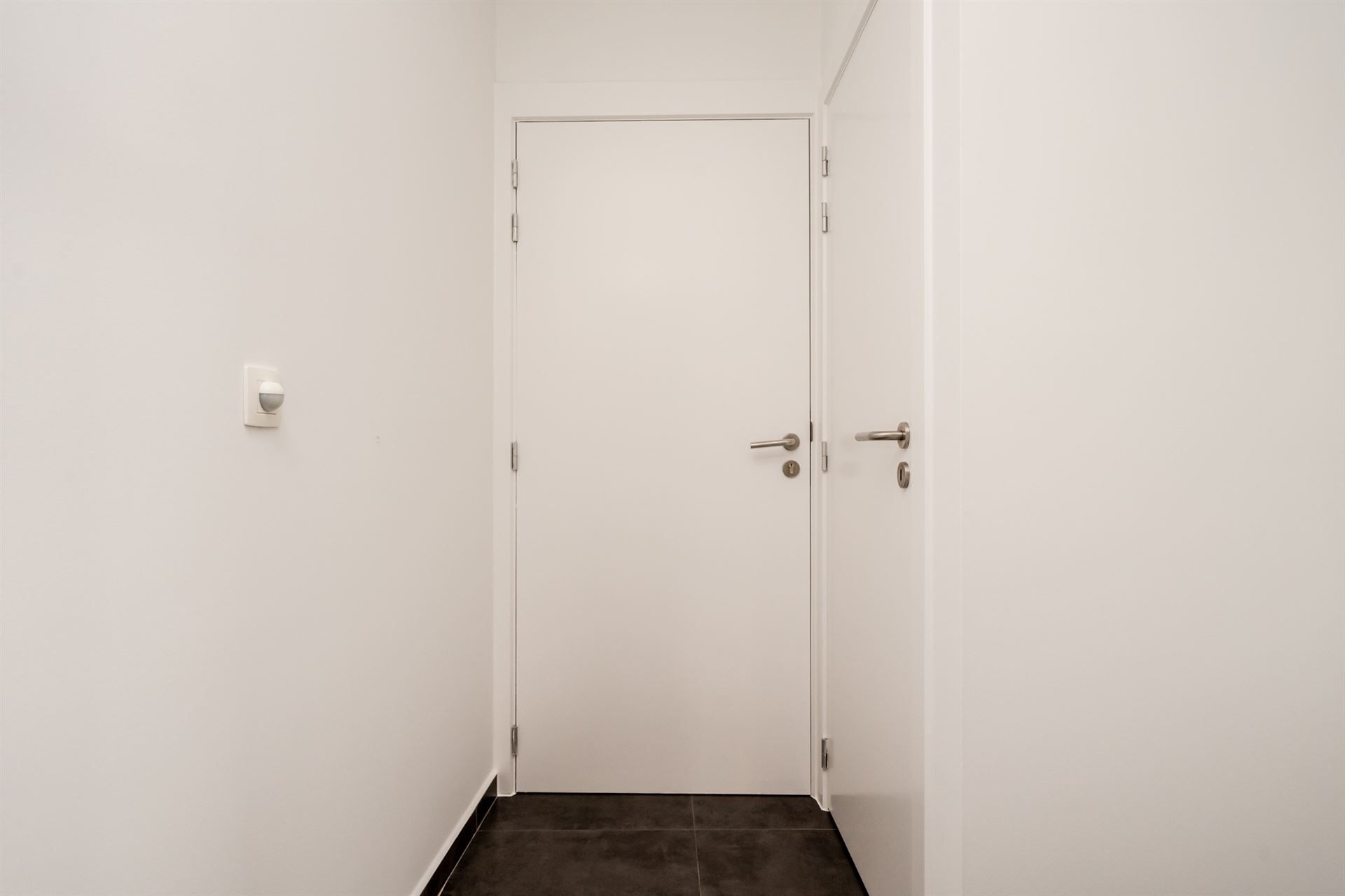 Modern appartement met 2 slpk & terras, in hartje Walem foto 4
