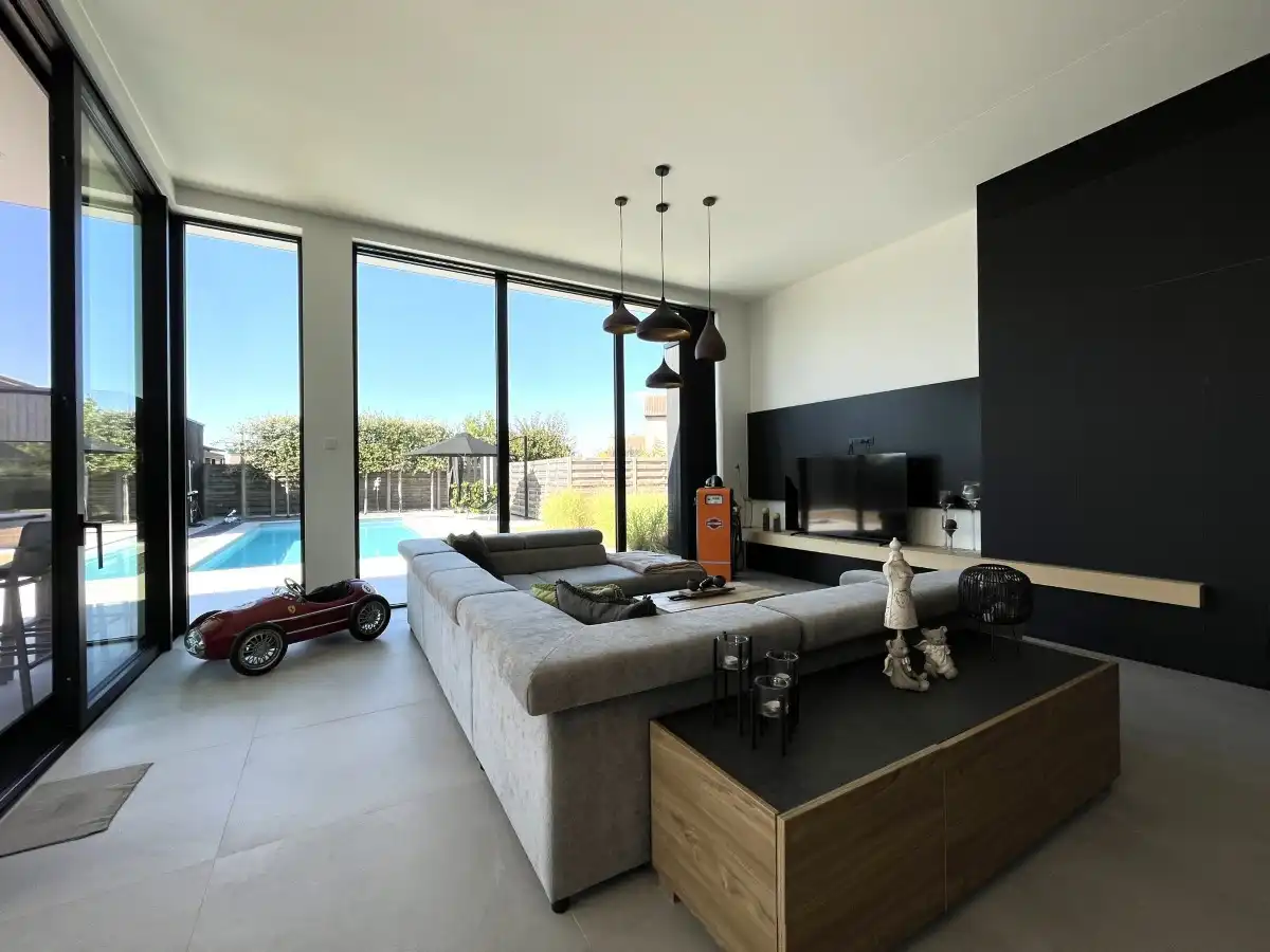 Beselare - Exclusieve luxe villa met zwembad en domotica foto 3